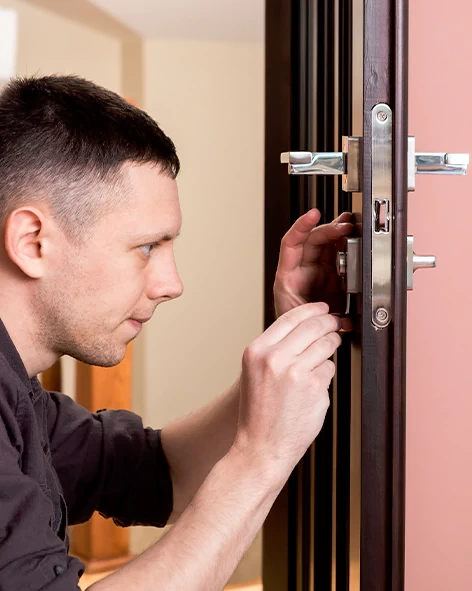 : Professional Locksmith For Commercial And Residential Locksmith Services in Oak Lawn, IL