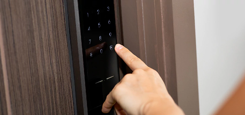 Smart Electric Locks Replacement Services in Oak Lawn, IL